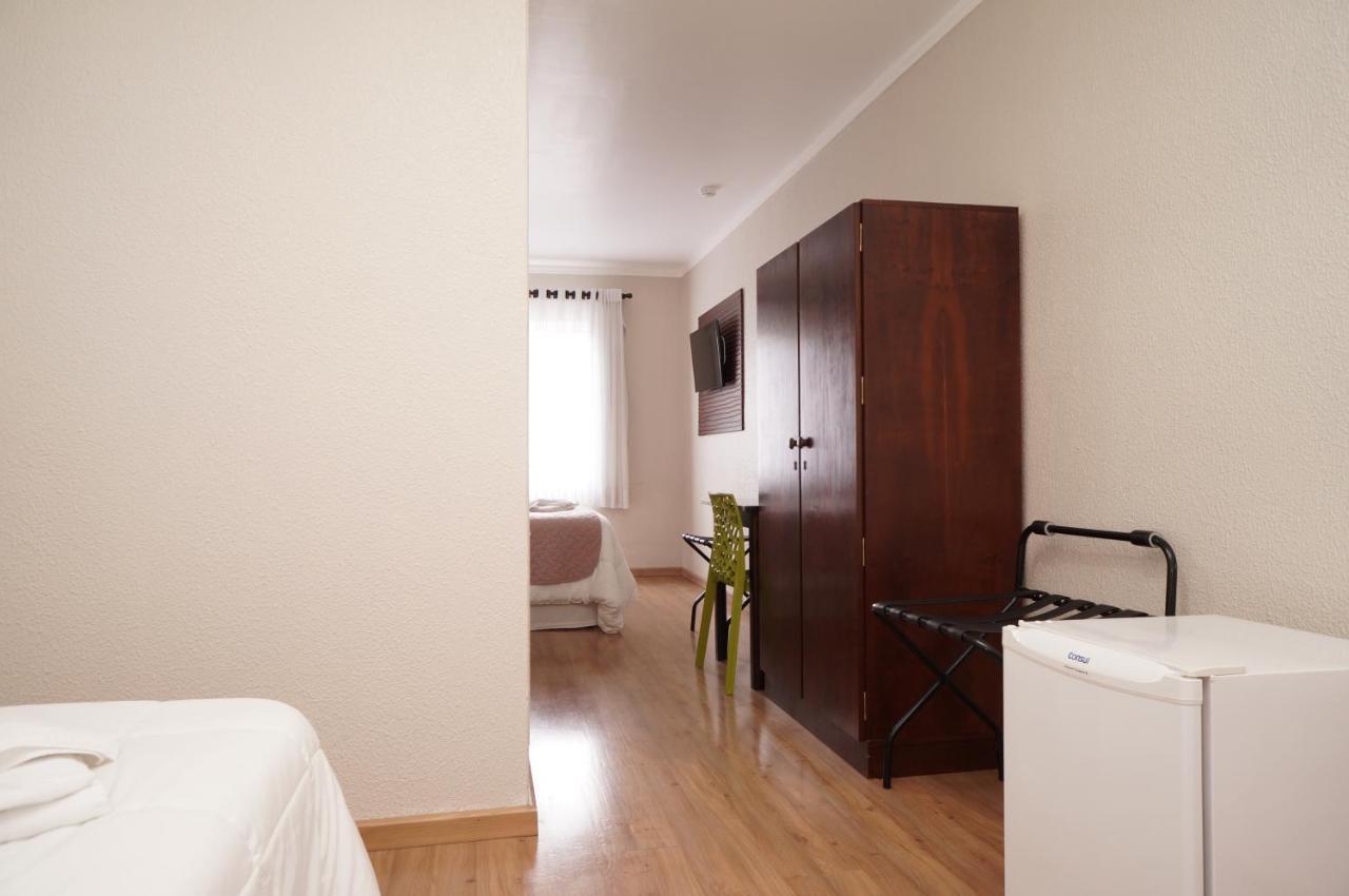 Nelo Hotel