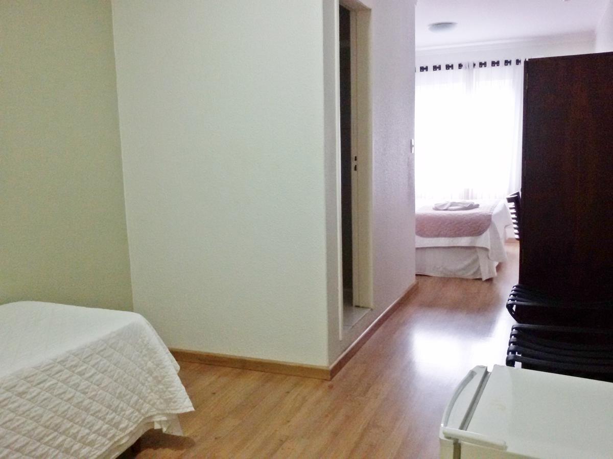 Nelo Hotel 2*