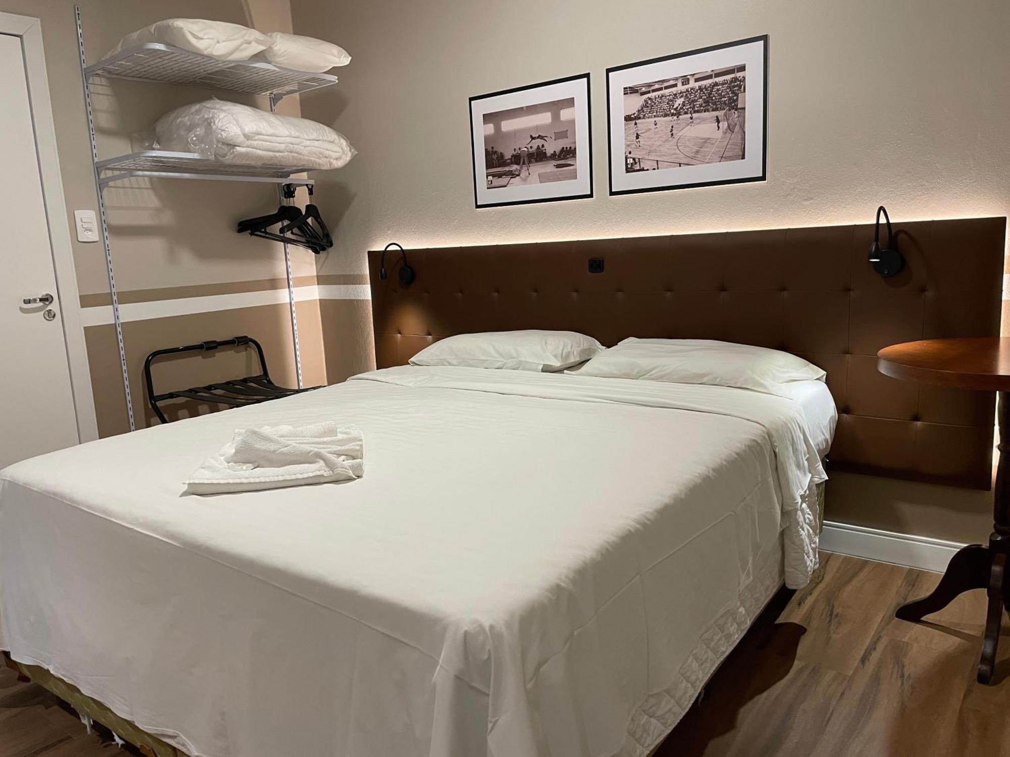Hotel Nelo 2*